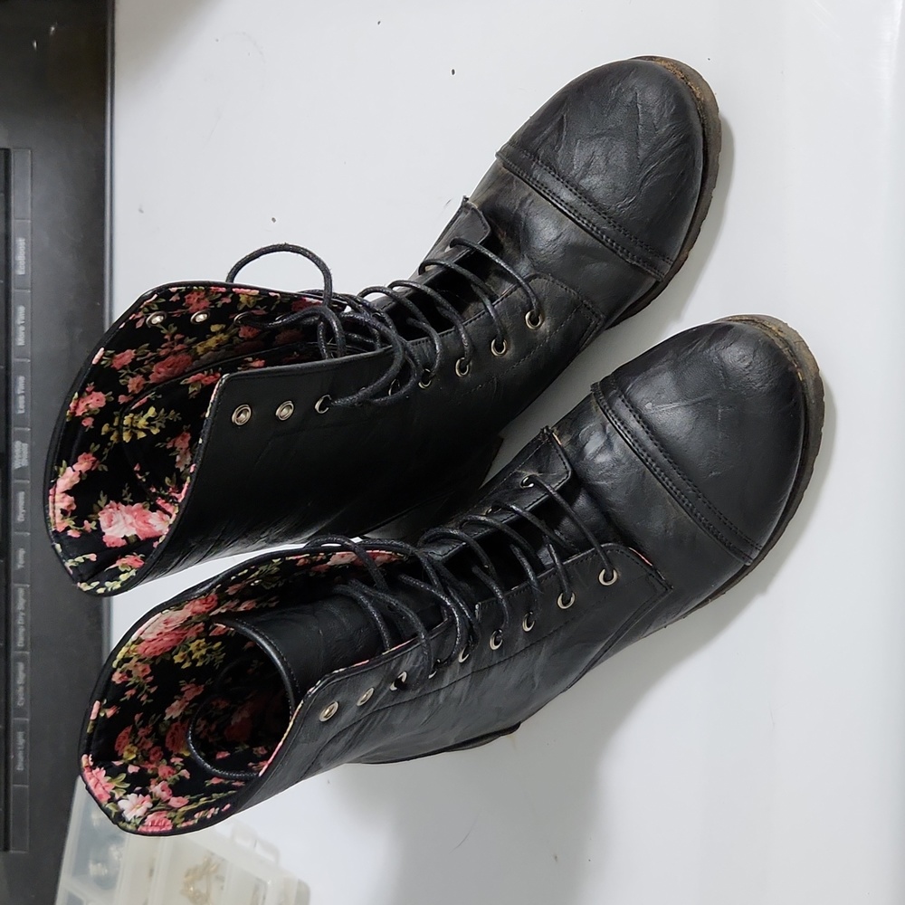 Black boots